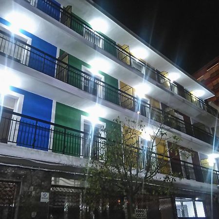 Hostal El Mercat Villajoyosa Bagian luar foto