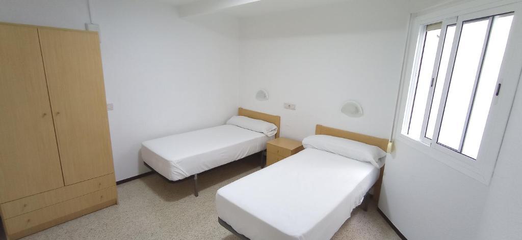 Hostal El Mercat Villajoyosa Bagian luar foto