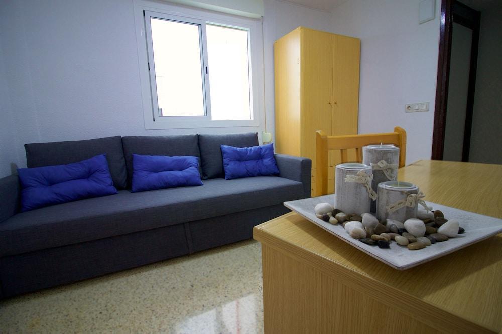 Hostal El Mercat Villajoyosa Bagian luar foto